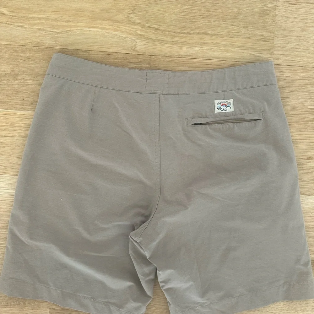 Faherty Tan Flat Front Shorts 33